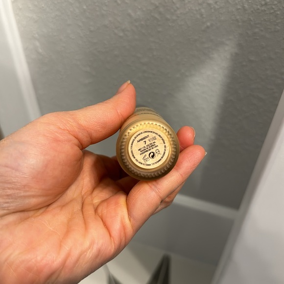 HOURGLASS SOFT GLOW FOUNDATION AMBIENT 7 SEPHORA ULTA MAKEUP - Picture 2 of 2